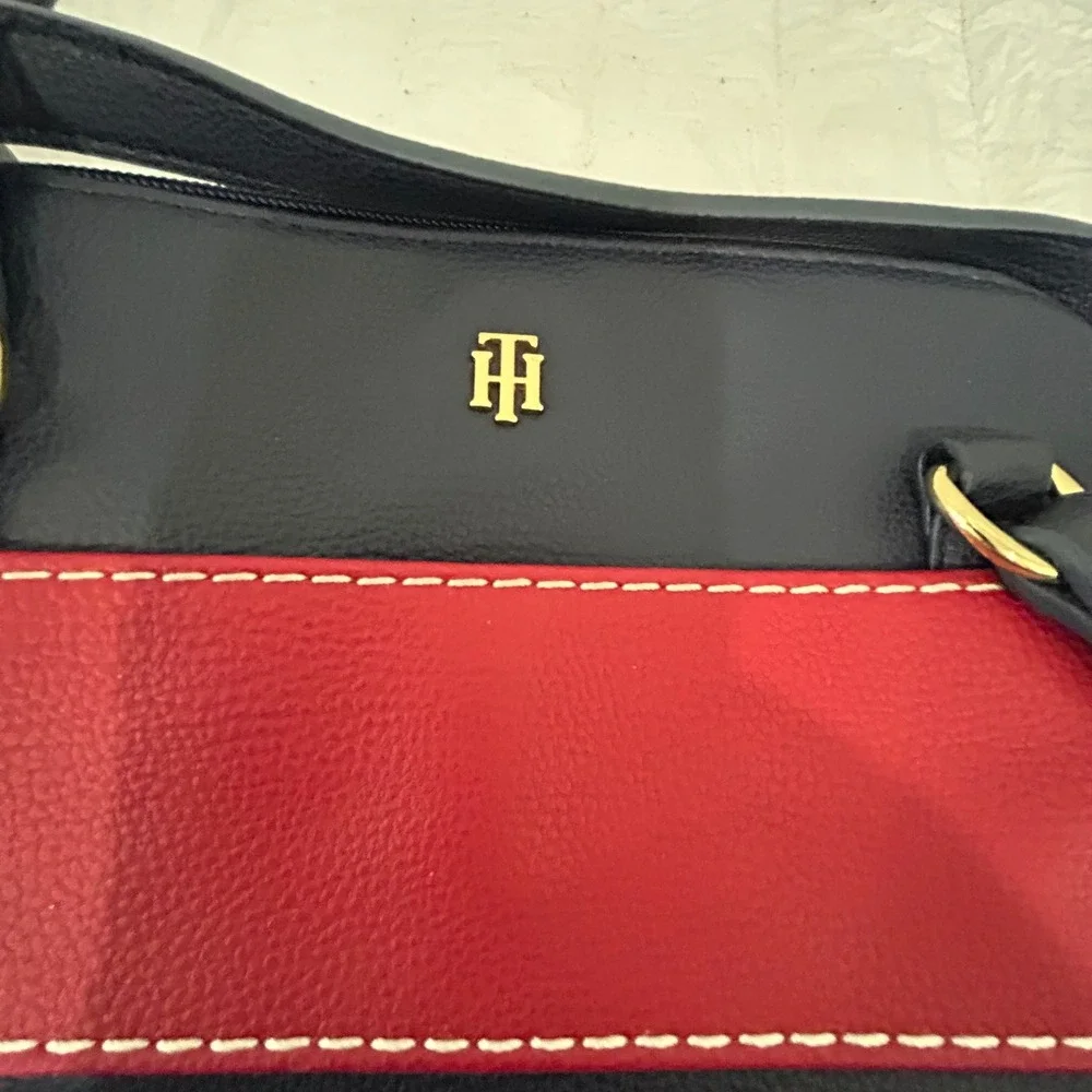 Tommy Hilfiger measurements length